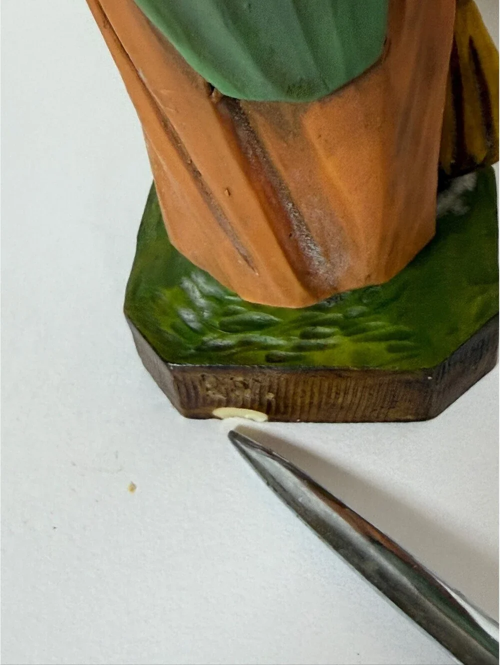 Vintage Hand Painted Figure Italy Woman with Broom Nativity Decor F-11